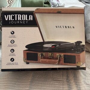 Victrola Journey Brown Vinyl Record Player